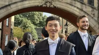 Yikuan Yan